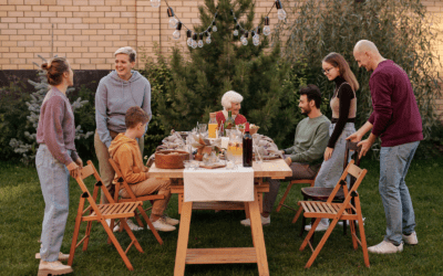 3 Ways to Have an Insect-Free Backyard Party